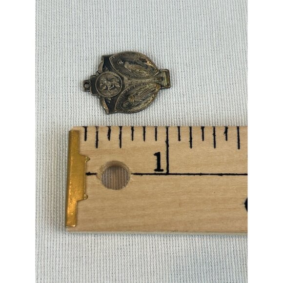 Vintage Catholic Religious Medal Pendant Protect Us Have Mercy On Us - Picture 5 of 6